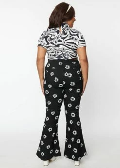 Unique Vintage Smak Parlour Into The Groove Floral 70's Flare Trousers Black -Banned Retro Shop unique vintage SP232W2 sp into groove floral trousers blk 1 84be93f7 67a9 45e3 b8ac 6fc8f378f609 1024x1024