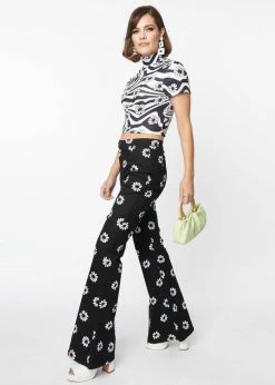 Unique Vintage Smak Parlour Into The Groove Floral 70's Flare Trousers Black -Banned Retro Shop unique vintage SP232W2 sp into groove floral trousers blk 7 ab41afb8 ca4a 4da6 98c9 6957abfbac28 1024x1024